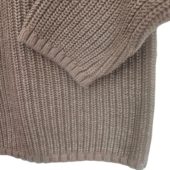 Chico's Taupe Crew Neck Ribbed Knit Metallic Neutral Minimalist Sweater, Size 2 - Picture 7 of 9